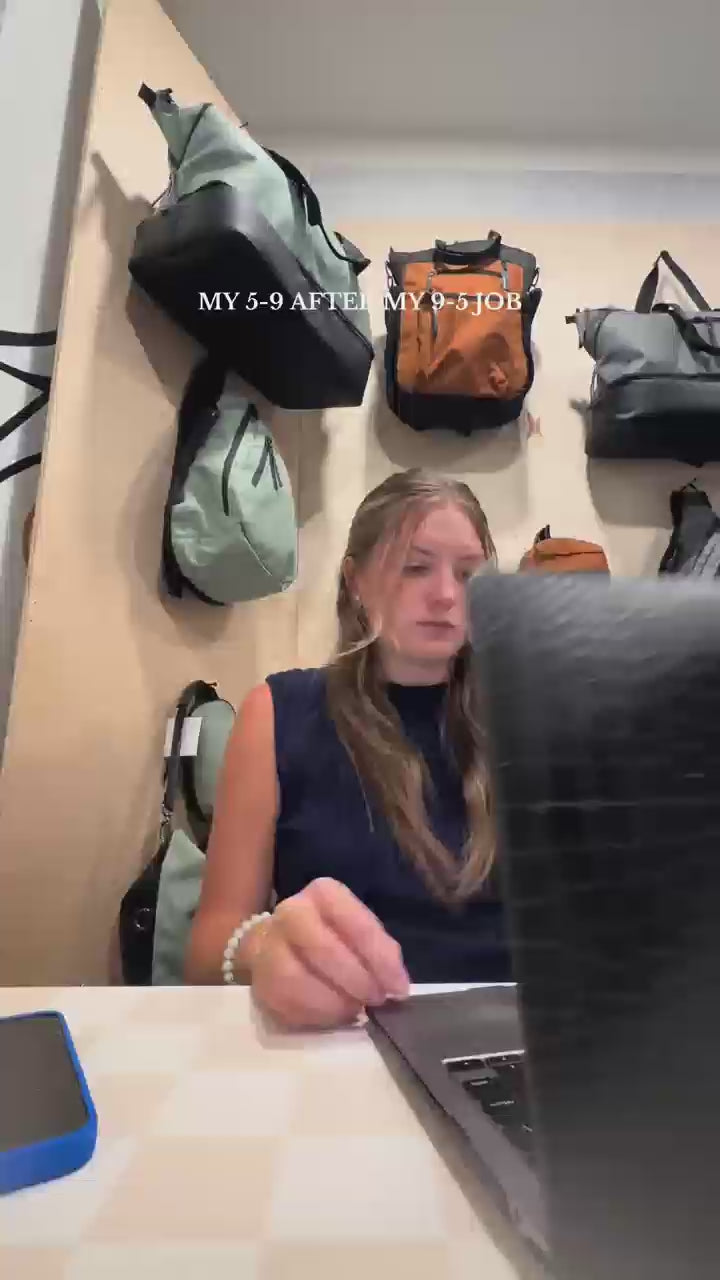 SisFlow™ Cross-back Sports Bra